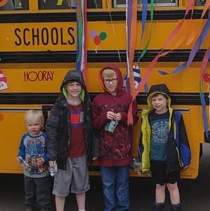 Meet your Posher, Crystal